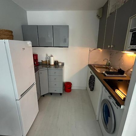 Spacieux Deux pièces en front de mer pour 4 personnes Saint-Raphaël Extérieur photo